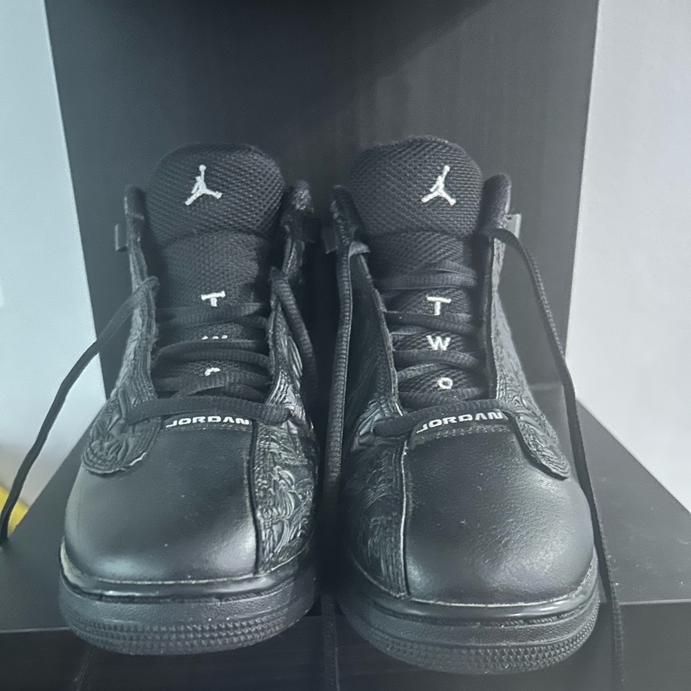 Jordan dub zero Oreo youth size 7